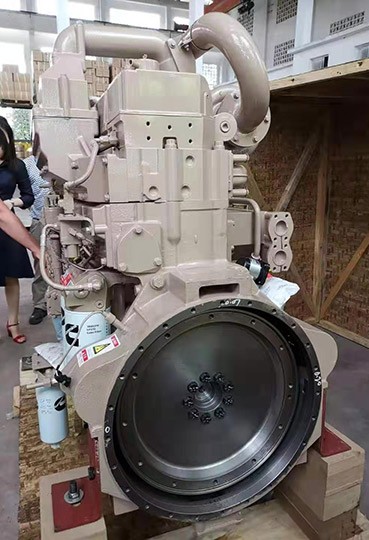 Поставка двигателя  Cummins KTA19-C