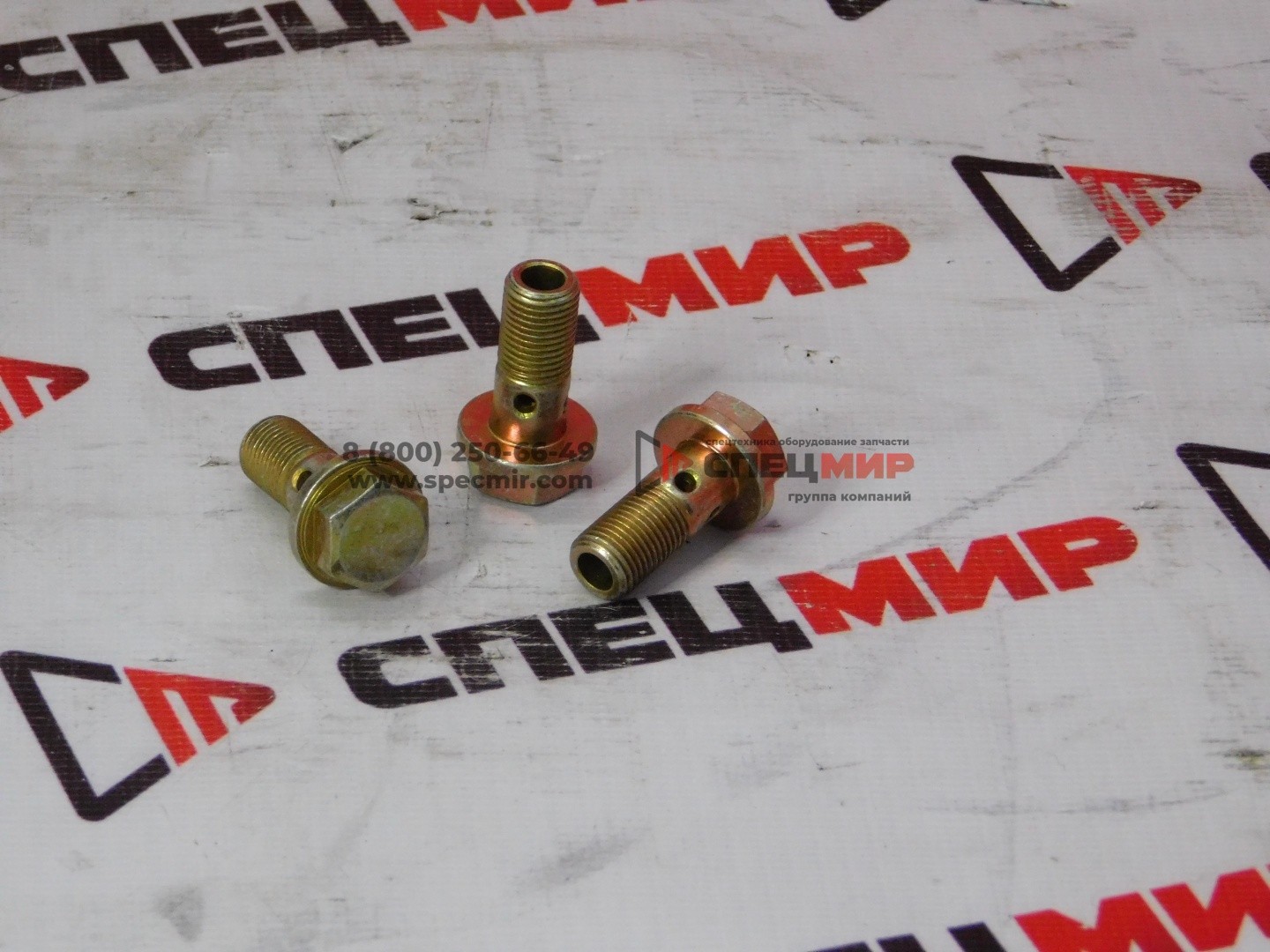 Болт крепления масляного радиатора Cummins QSX15 4101868, 4059464 1