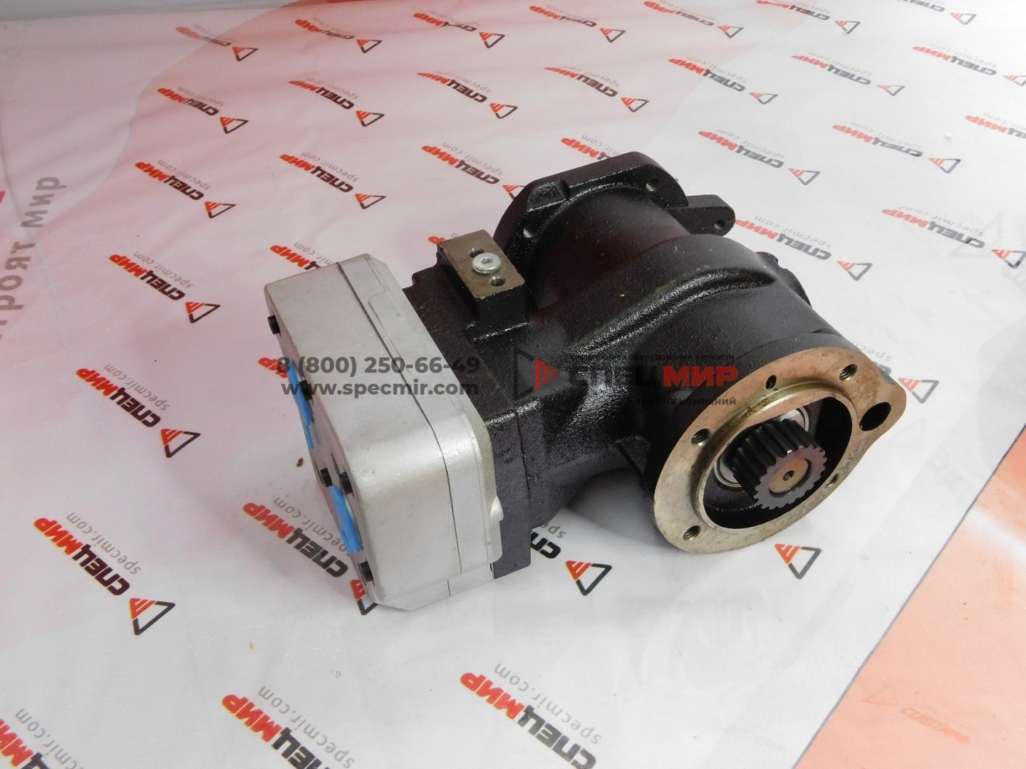 Воздушный компрессор Cummins M11 3047440,3035674,3035673,3277555,3275536 1